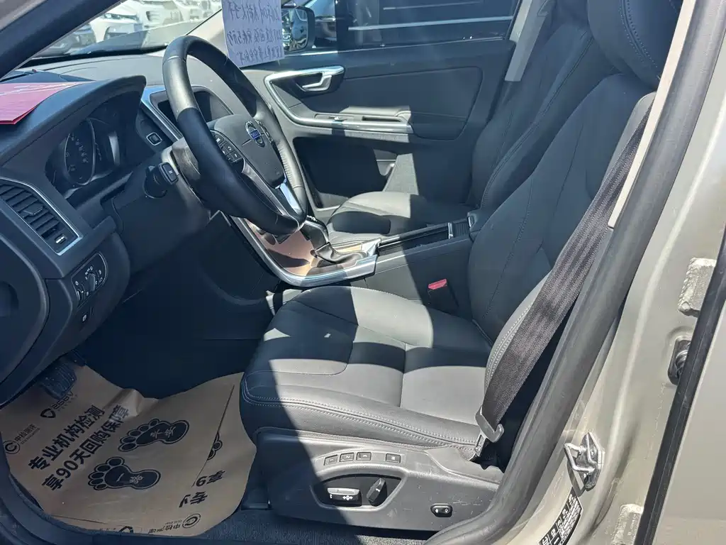 Volvo XC60 2016