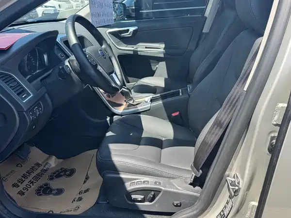 Volvo XC60 2016