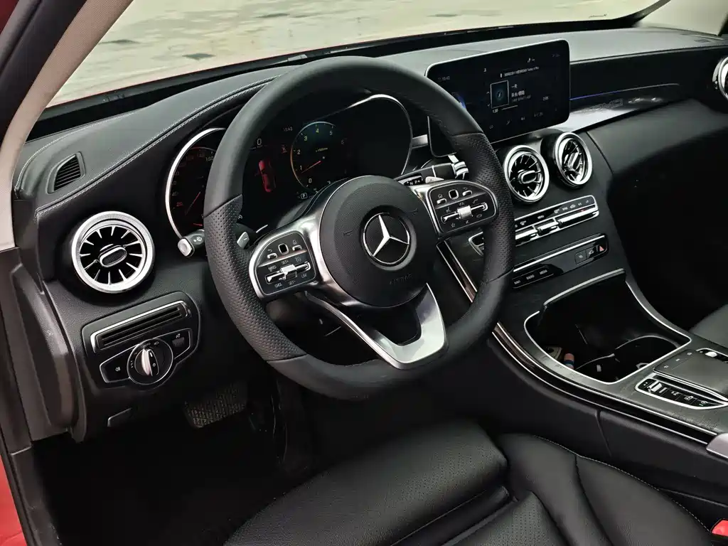 Mercedes-Benz C-Class 2019 — фото 12