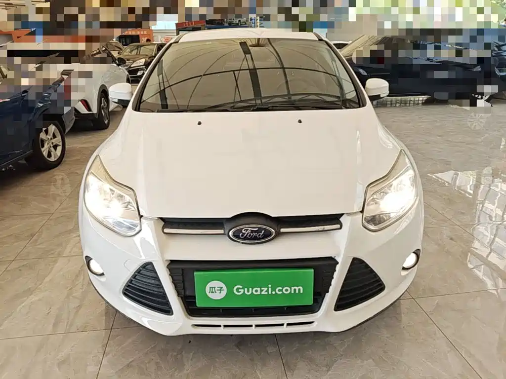 Ford Focus 2015 — фото 3