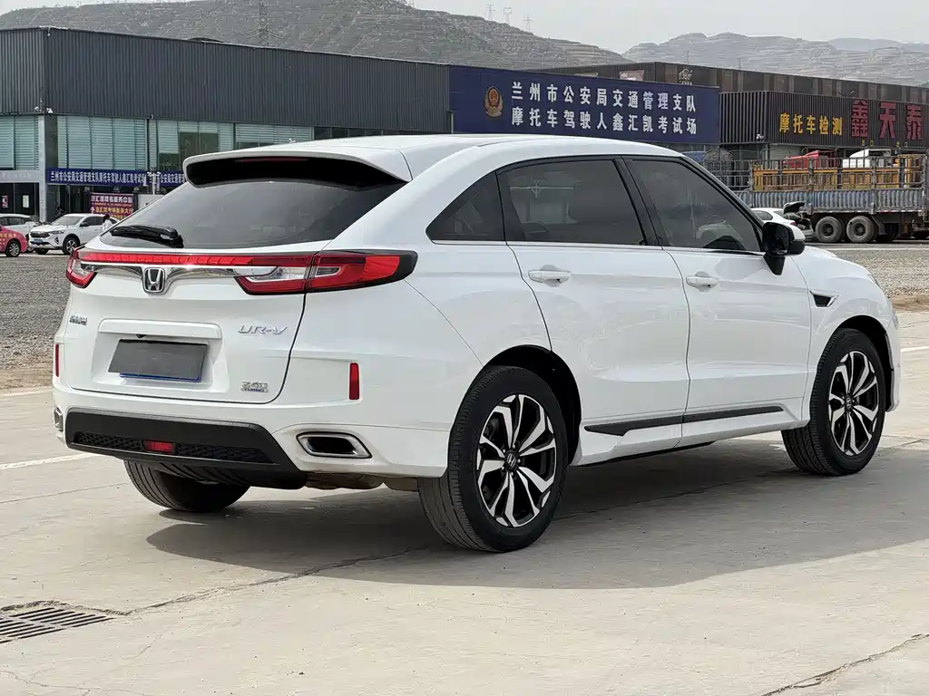 Honda UR-V 2018 — фото 7