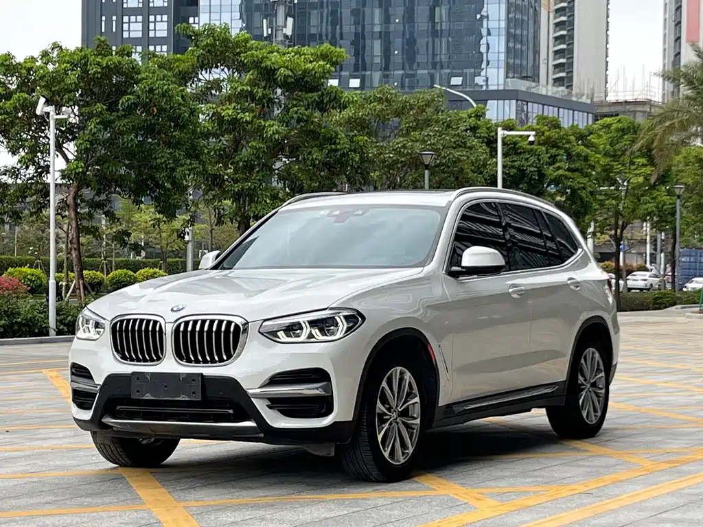 BMW X3 2021 — фото 1