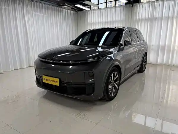 Li Auto L8 2023