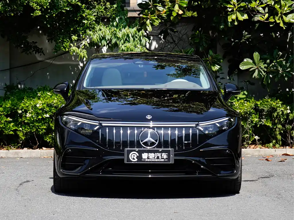 Mercedes-Benz EQS AMG 2025 — фото 2