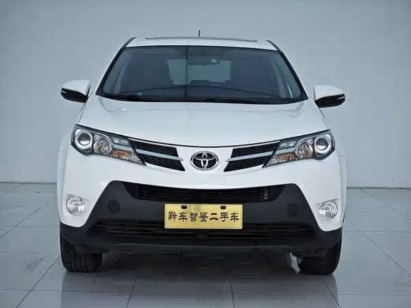 Toyota RAV4 2013