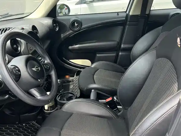 MINI Countryman 2014