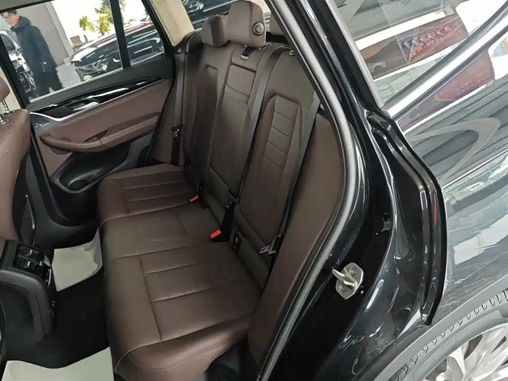 BMW X3 2021 — фото 17