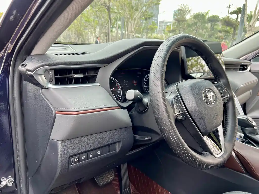 Toyota Harrier 2022 — фото 10