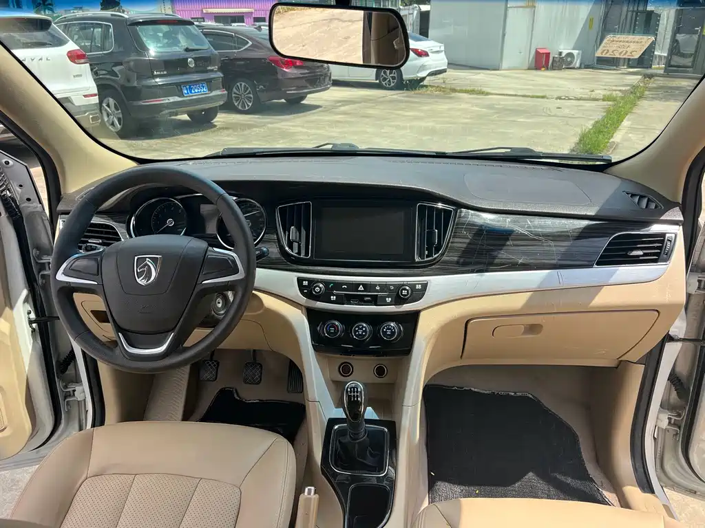 Baojun 730 2016