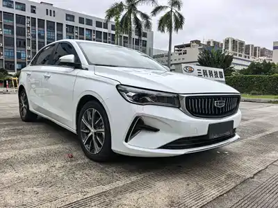 Geely Emgrand 2023