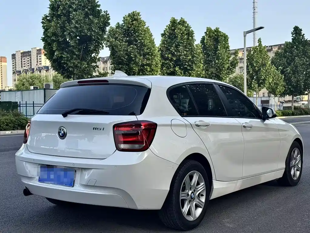 BMW 1 Series 2015 — фото 7