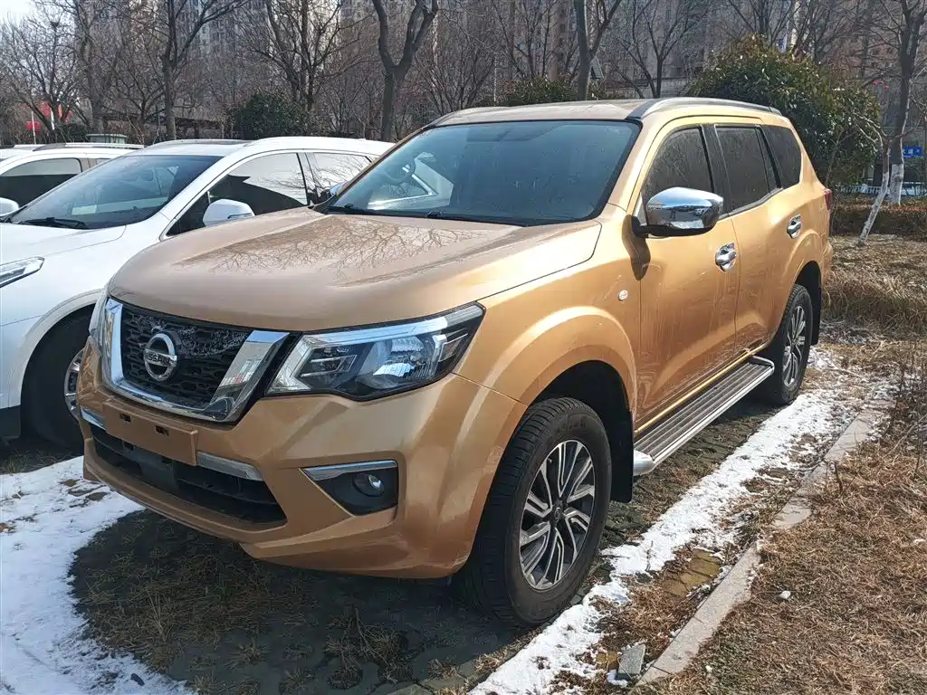 Nissan Terra 2018 — фото 2