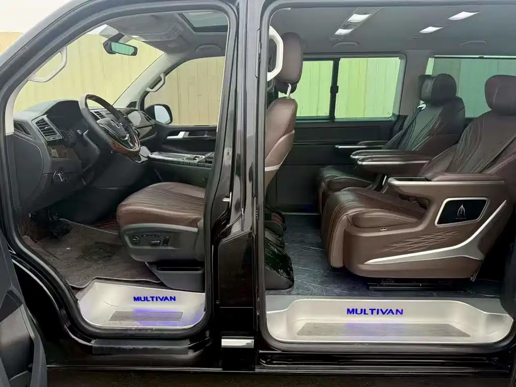 Volkswagen Multivan 2019 — фото 6