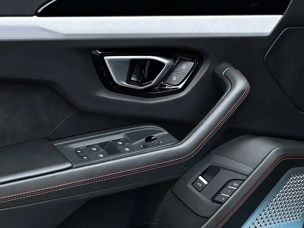 Lamborghini Urus 2020 — фото 10