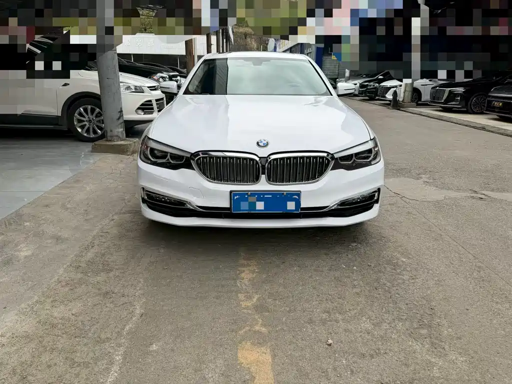 BMW 5 Series 2018 — фото 2