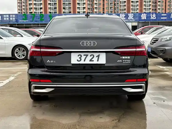 Audi A6L 2022