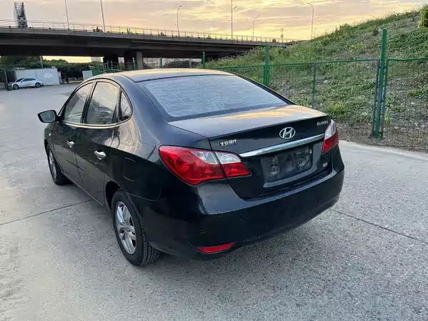 Hyundai Yuedong 2013
