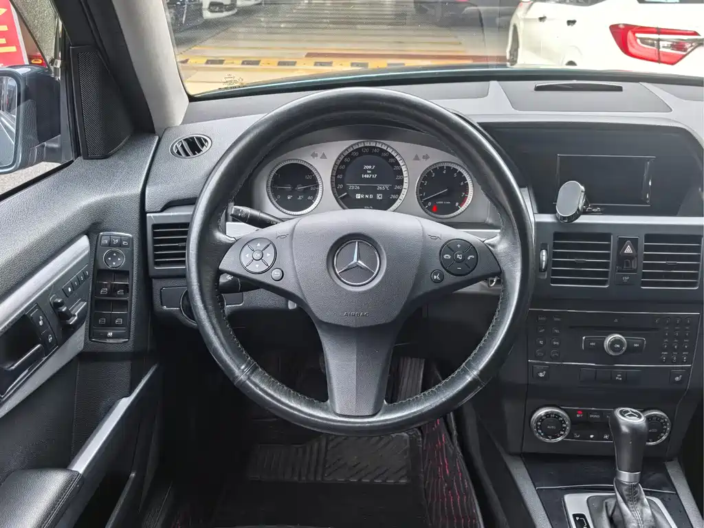 Mercedes-Benz GLK-Class 2010 — фото 18