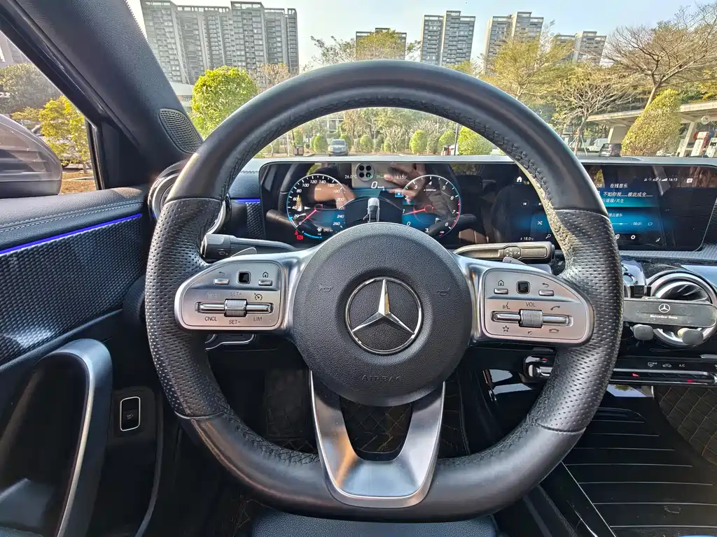 Mercedes-Benz A-Class 2022 — фото 8