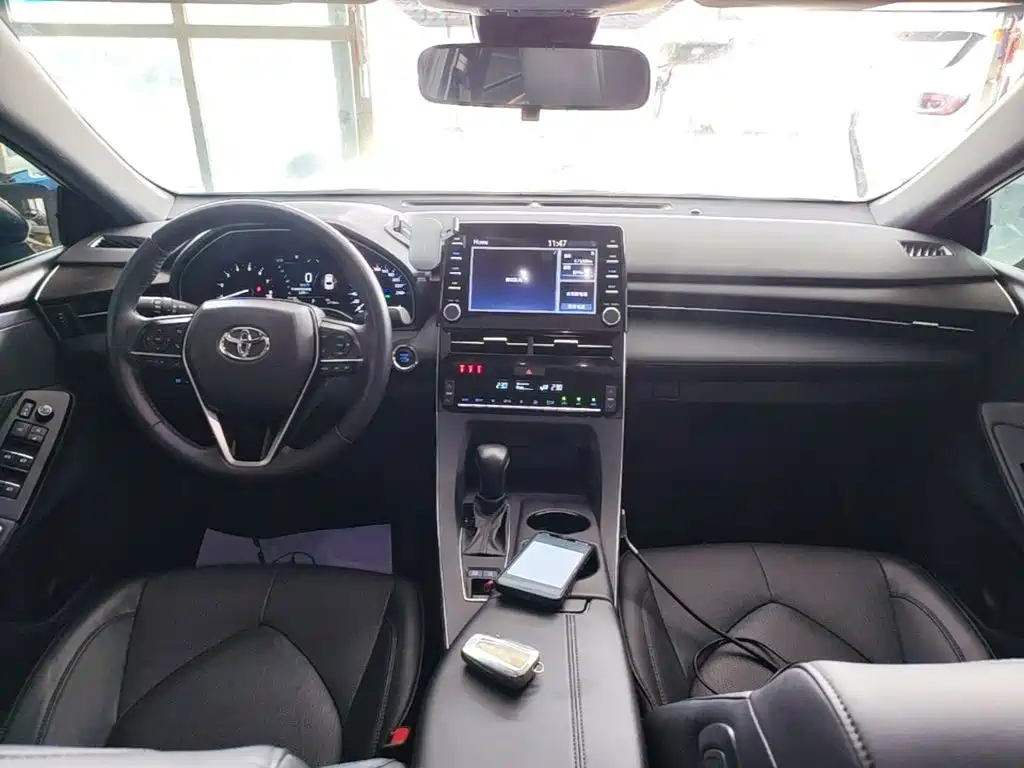 Toyota Avalon 2022 — фото 10