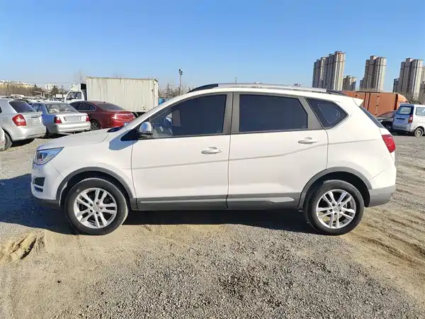 Baojun 560 2016