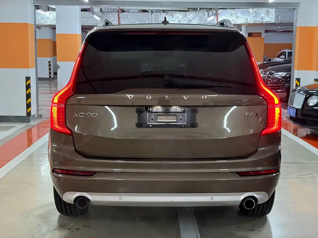 Volvo XC90 2016 — фото 5