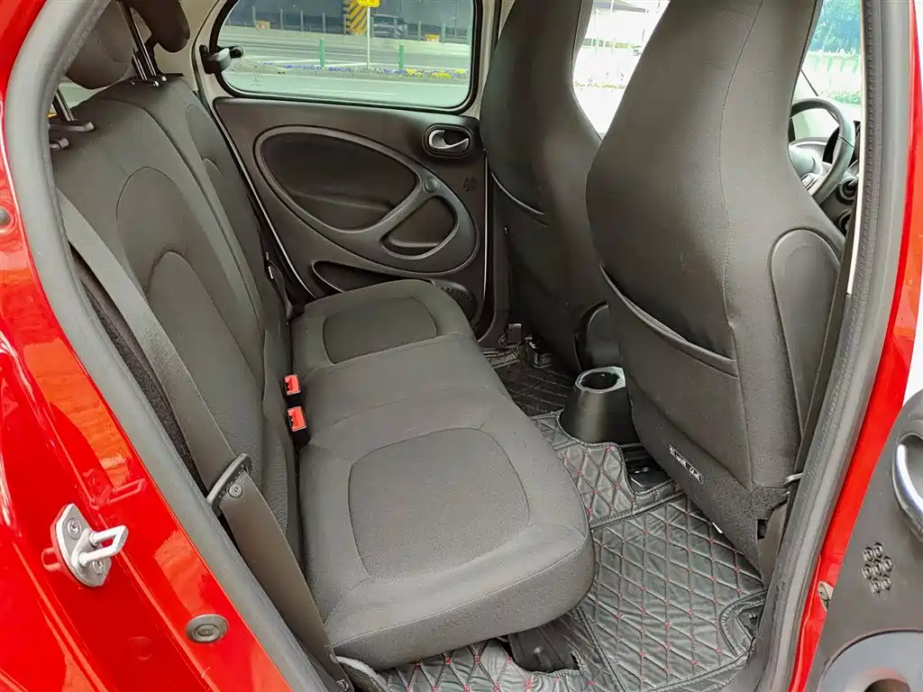 smart Forfour 2019 — фото 10