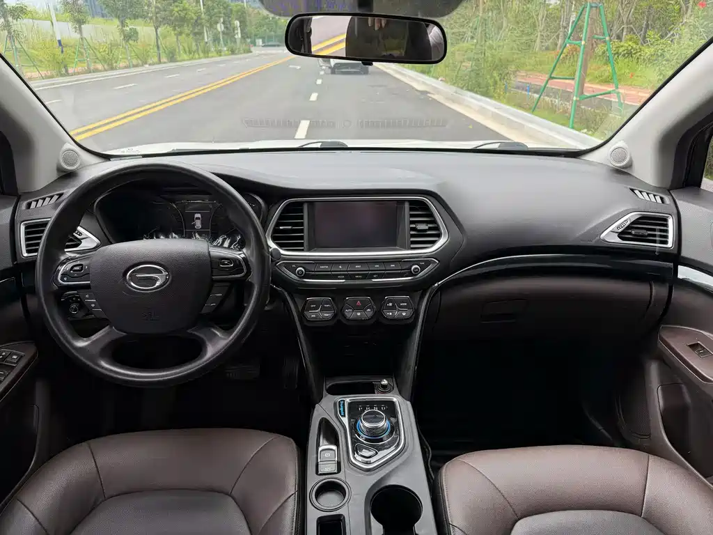 GAC Trumpchi GS4 New Energy 2019 — фото 7