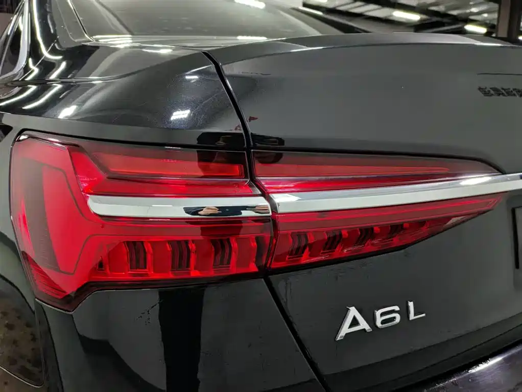 Audi A6L 2022 — фото 14