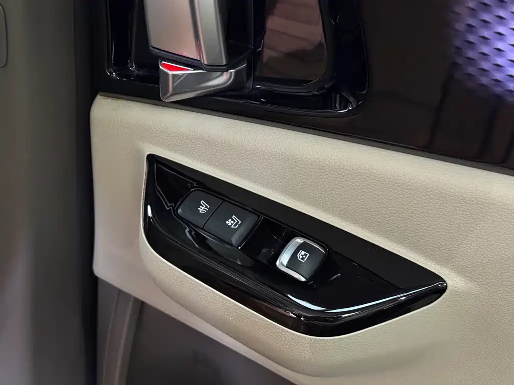 Kia Carnival 2022 — фото 25