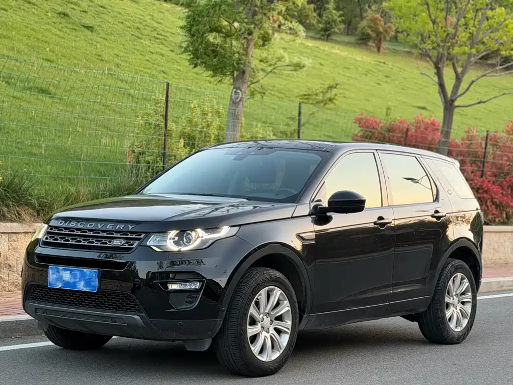 Land Rover Discovery Sport 2019 — фото 1