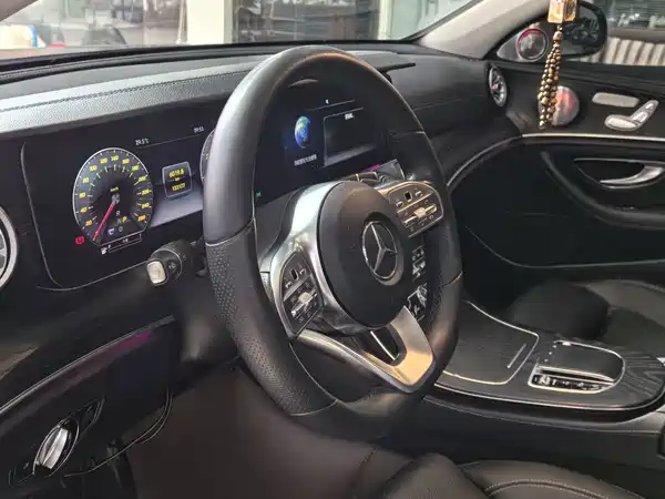 Mercedes-Benz E-Class 2019
