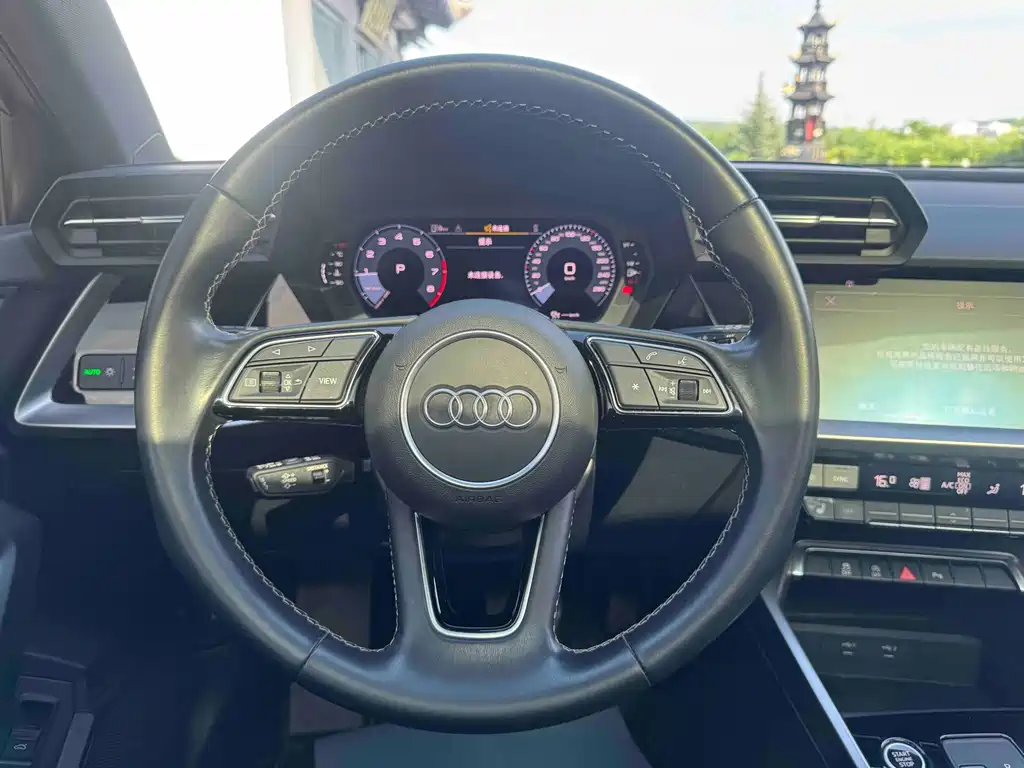 Audi A3 2022 — фото 15