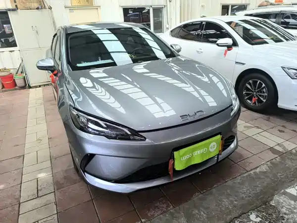 BYD Seal 05 DM-i 2025