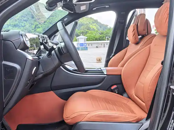 Mercedes-Benz GLC 2024