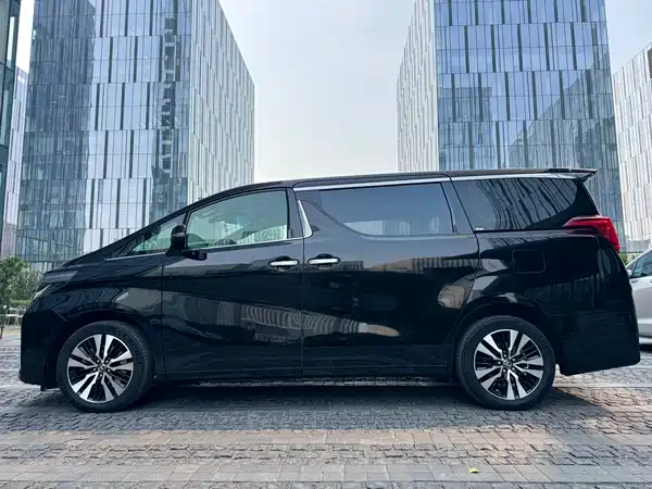 Toyota Alphard 2018
