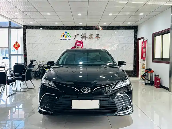 Toyota Camry 2023