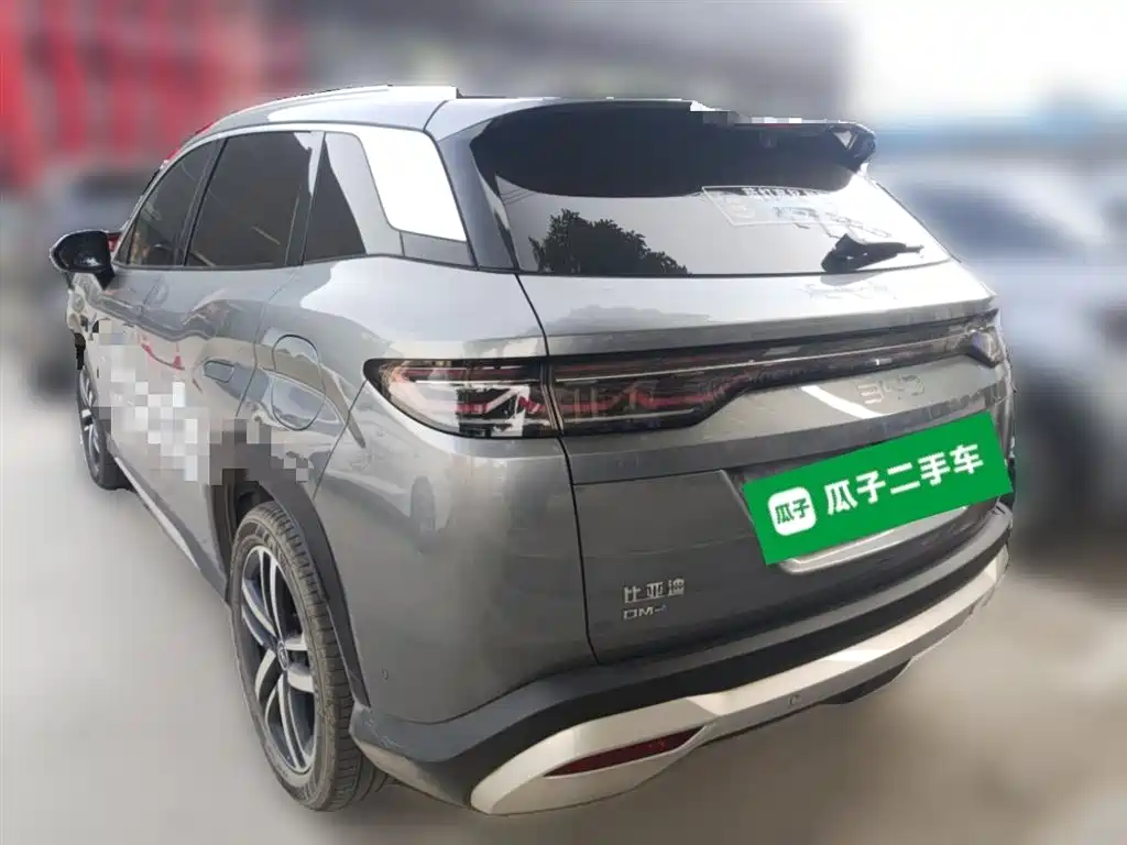 BYD L DM-i 2025 — фото 9