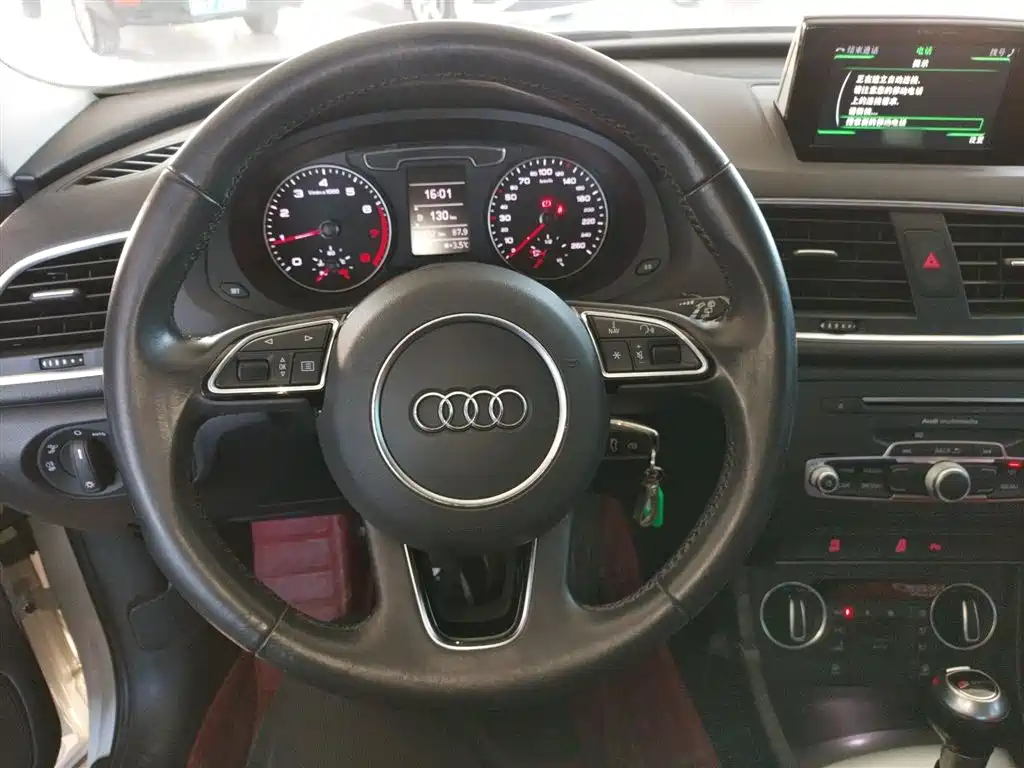 Audi Q3 2019 — фото 3