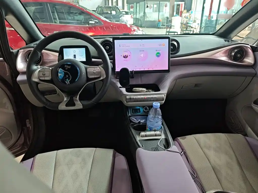 BYD Dolphin 2023 — фото 10