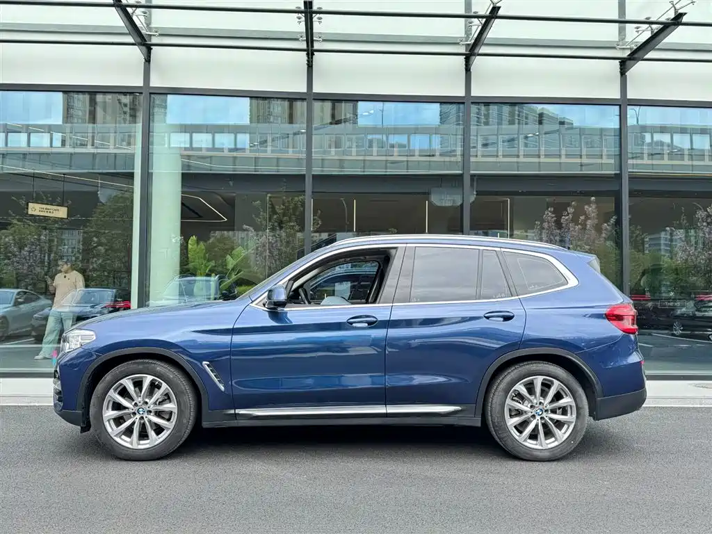 BMW X3 2021 — фото 6
