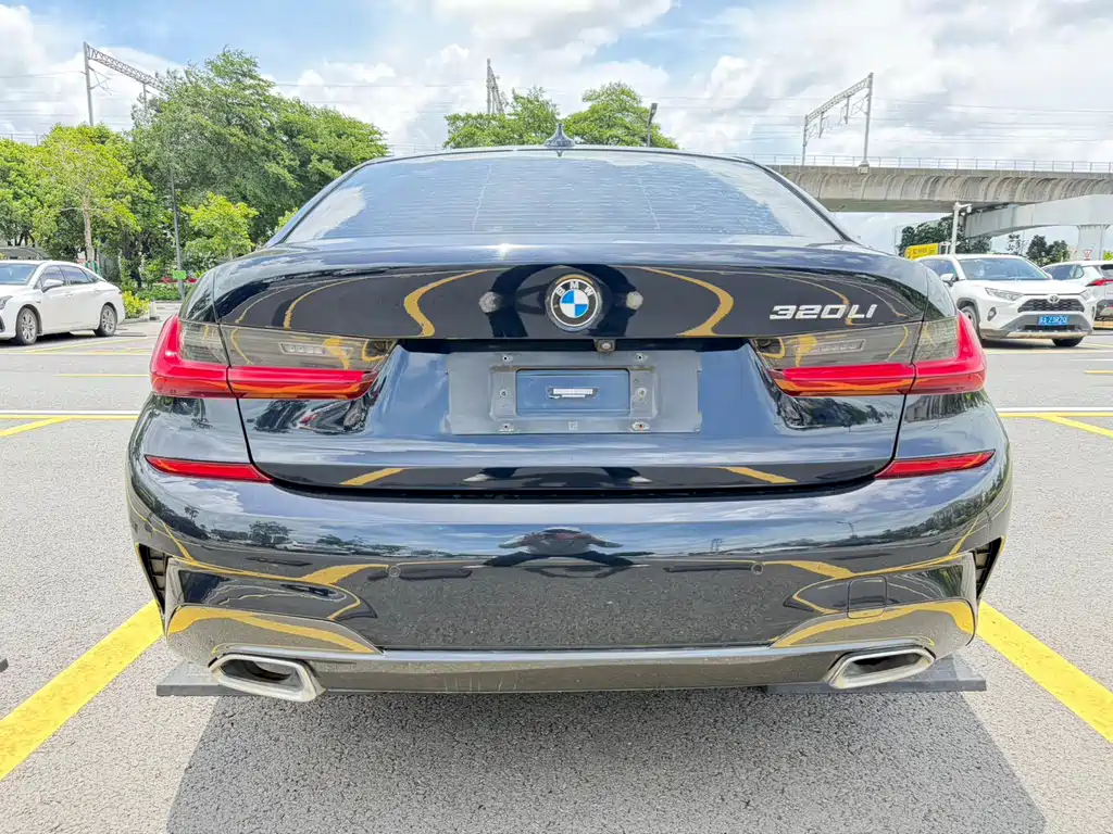 BMW 3 Series 2022