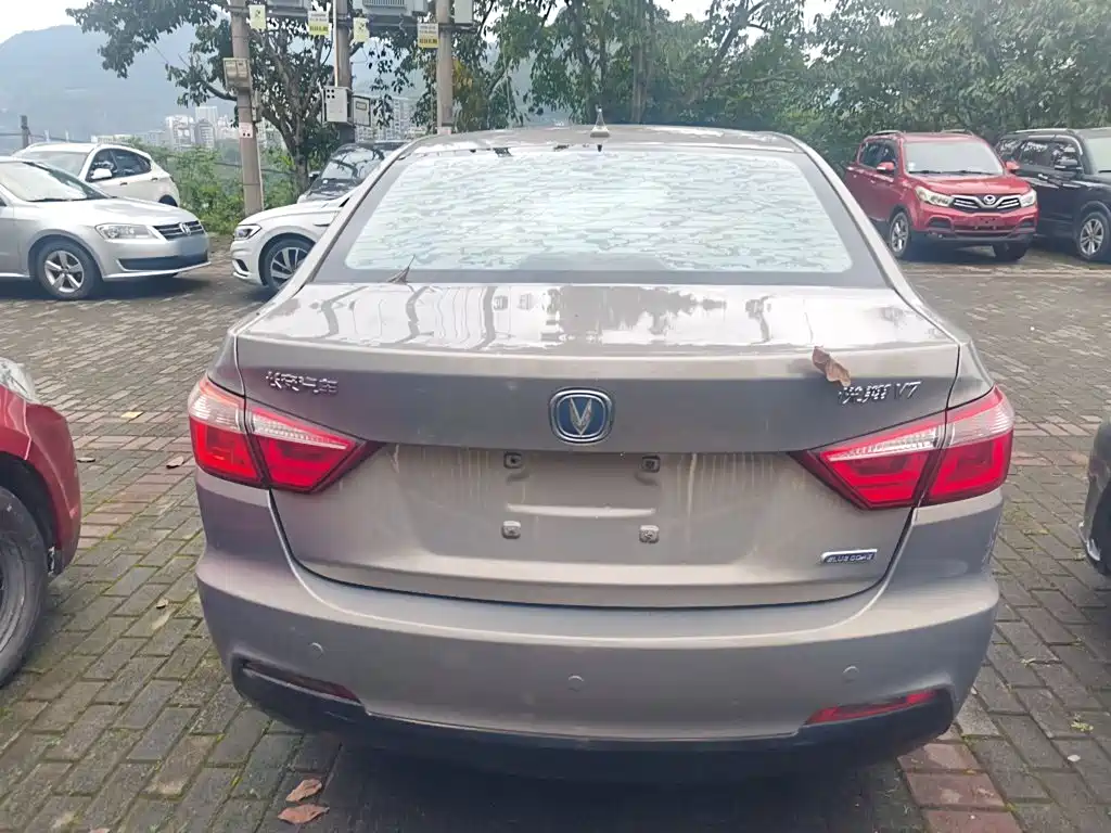 Changan V7 2017