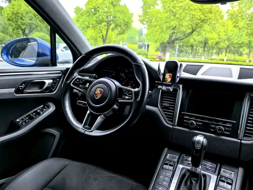 Porsche Macan 2015 — фото 8