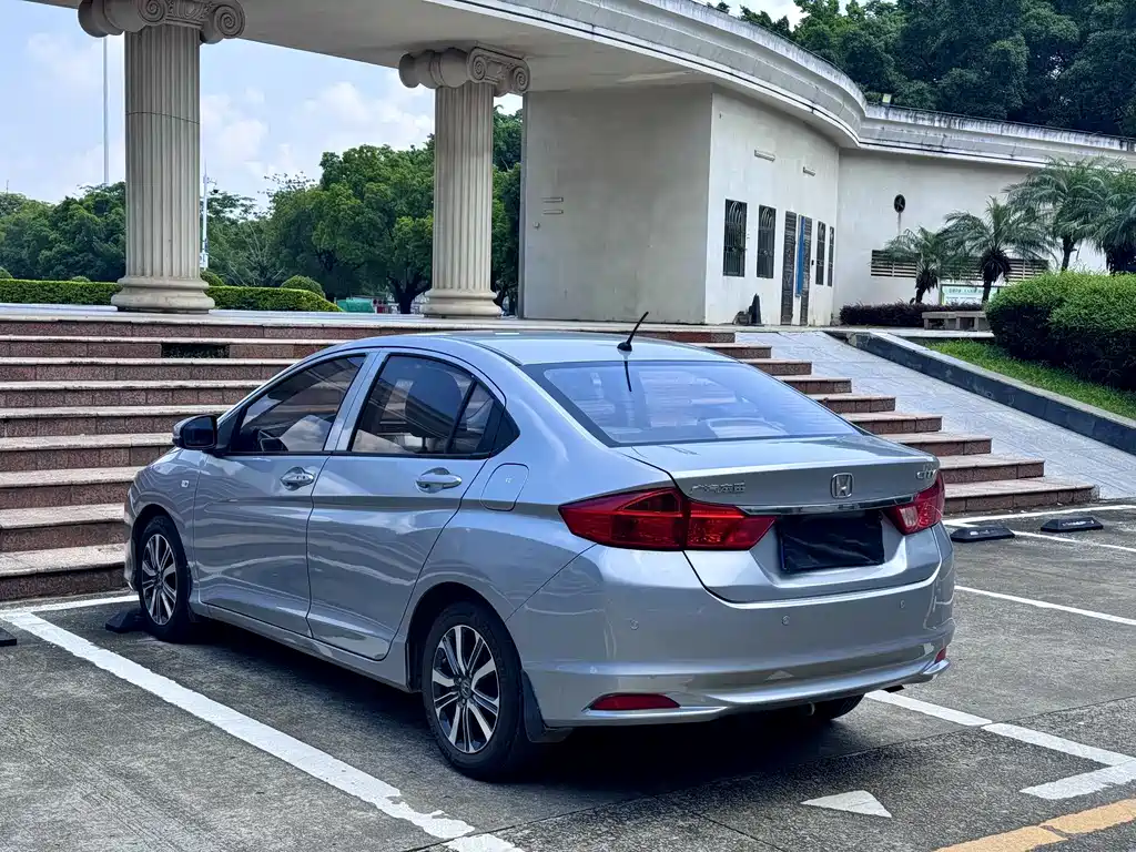Honda City 2018 — фото 9