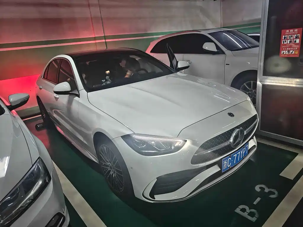 Mercedes-Benz C-Class 2022