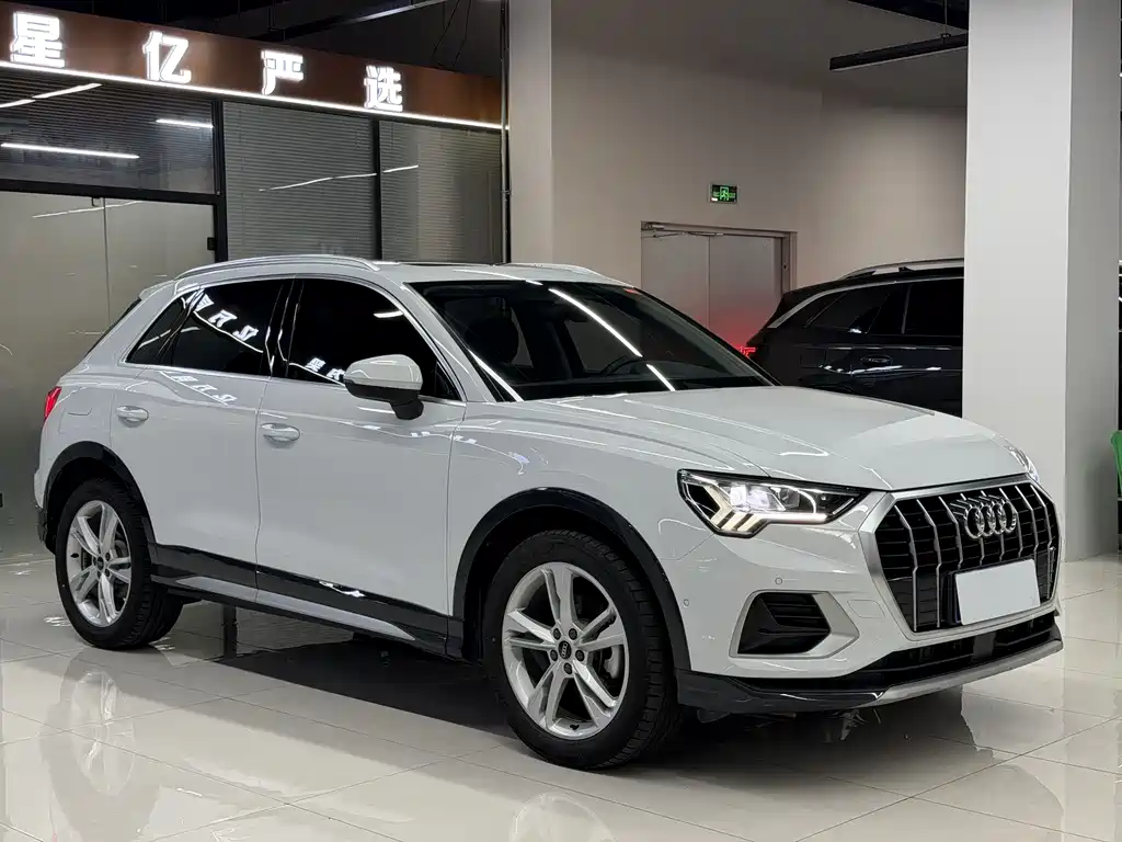 Audi Q3 2021