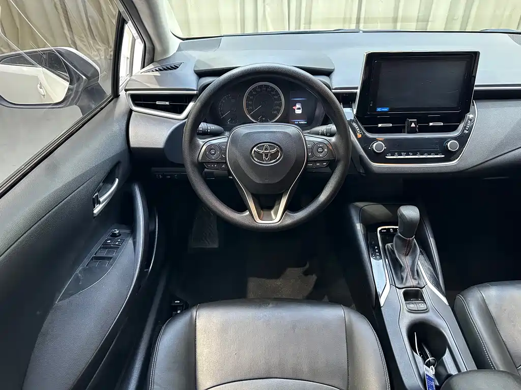 Toyota Corolla 2022 — фото 11