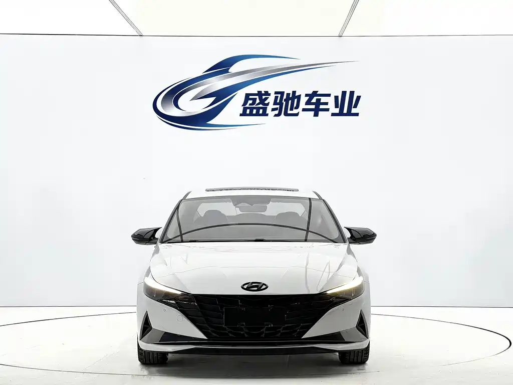 Hyundai Elantra 2023