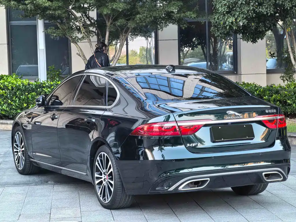 Jaguar XFL 2021 — фото 10